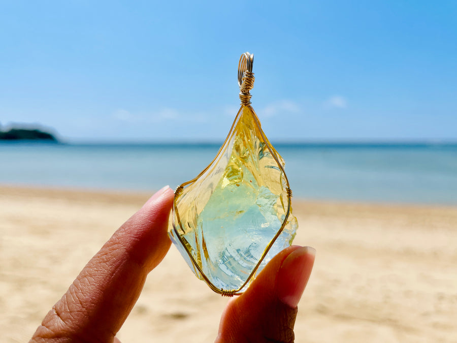 Andaras - Solaris Yellow Pendant Wrapped in 14KGF <BR> 神聖的太陽光芒吊墜 - newearthstore