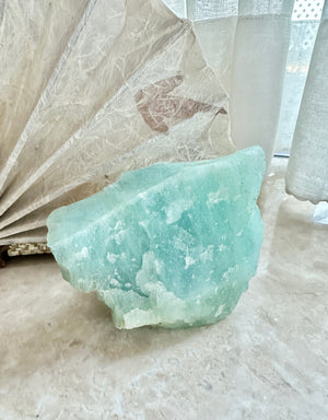 GemGem Crystal NEG Exclusive - Aquamarine Raw Stone  <BR>收藏級稀有巨型海藍寶原石 600grams - newearthstore