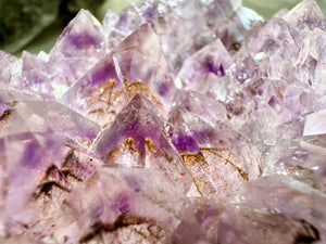 GemGem Crystal NEG Exclusive - Rutilated Amethyst Quartz Cluster <BR>稀有透體紫鈦晶水晶簇 571grams - newearthstore