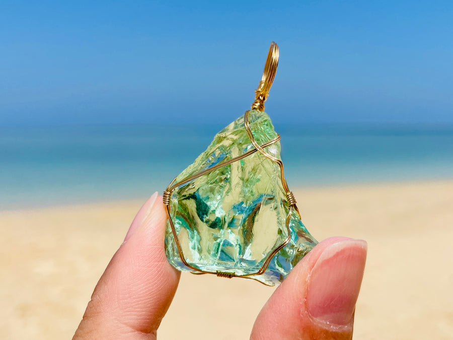 Andaras - Mint Andara Pendant <BR> 薄荷綠色銀線包裹吊墜 - newearthstore