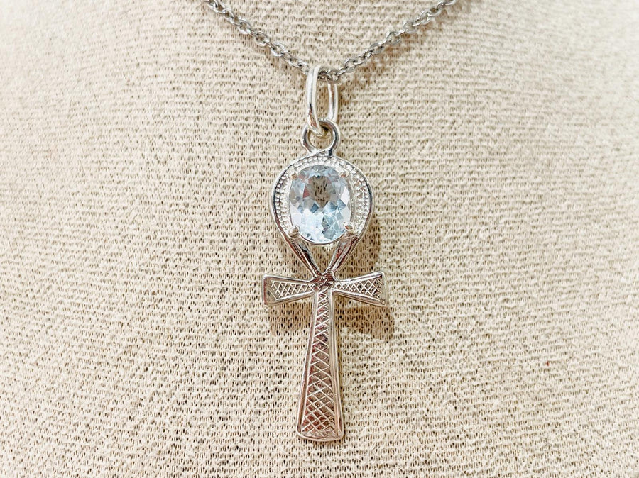 Selfica Jewelry Collection <BR> Isis 永恆生命純銀藍拓帕石鑰匙吊墜 <BR> Isis Keys in Silver 925 with Blue Topaz Pendant <BR>  ( Pre Order 接受預購 : 截數日為每個月的 15 號 ) ( *因全人手製作，預購時間最少 2-3個月 ) - newearthstore
