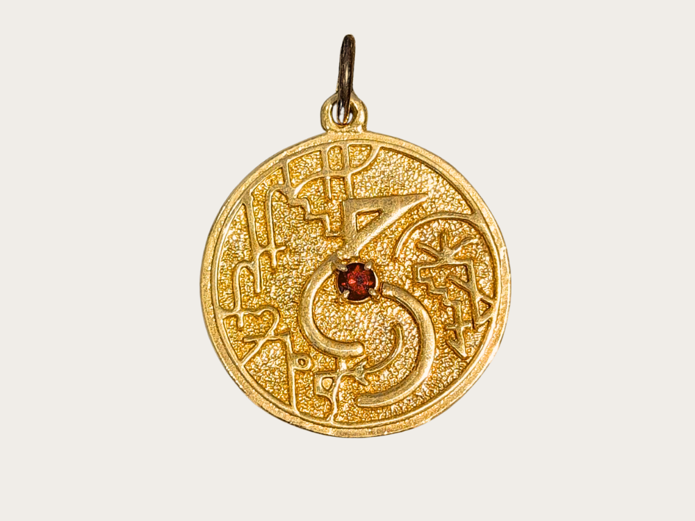 Synchronicity Jewelry Collection <BR>  BRONZE FEMININE PENDANT <BR> 神聖陰性能量吊墜(青銅) ( Pre Order 接受預購 : 截數日為每個月的 15 號 ) ( *因全人手製作，預購時間最少 2-3個月 )