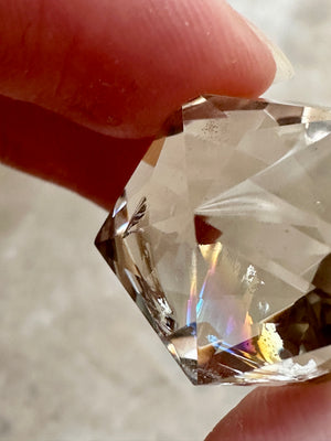 GemGem Crystal NEG Exclusive - Miniature Smoky Azeztulite Triakis Icosahedron   <BR> 神聖幾何60面體茶色彩虹阿賽斯特萊迷你晶石 10 grams - newearthstore