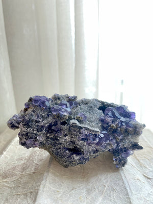GemGem Crystal - Tanzanite Purple Fluorite With Quartz Cluster From India <BR> 紫螢石石英水晶共生原礦 211 grams - newearthstore