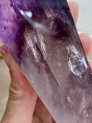 GemGem Crystal - Amethyst Double Point with Pyramid Phantom <BR> 金字塔幻影雙尖紫水晶 295 grams - newearthstore