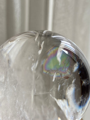 GemGem Crystal - Rainbow clear Azeztulite Sphere  <BR> 彩虹光阿賽斯特萊水晶球 193 grams - newearthstore