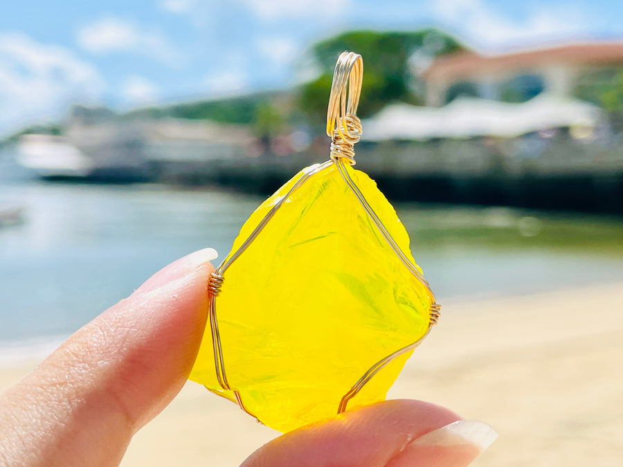 (new pending) Andaras - Cosmic Light Source Neon Yellow in 14KGF 宇宙光源霓虹黃吊墜 - newearthstore