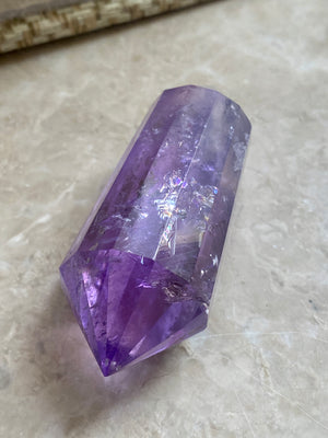 GemGem Crystal NEG Exclusive - 12 Sided Amethyst quartz <BR> 紫水晶12面體 60 grams - newearthstore