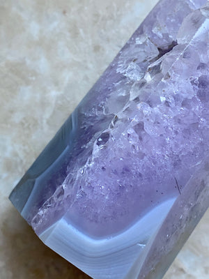 GemGem Crystal x NEG Exclusive - Amethyst Agate Crystal Point <BR> 紫水晶共生瑪瑙水晶柱 256 grams - newearthstore