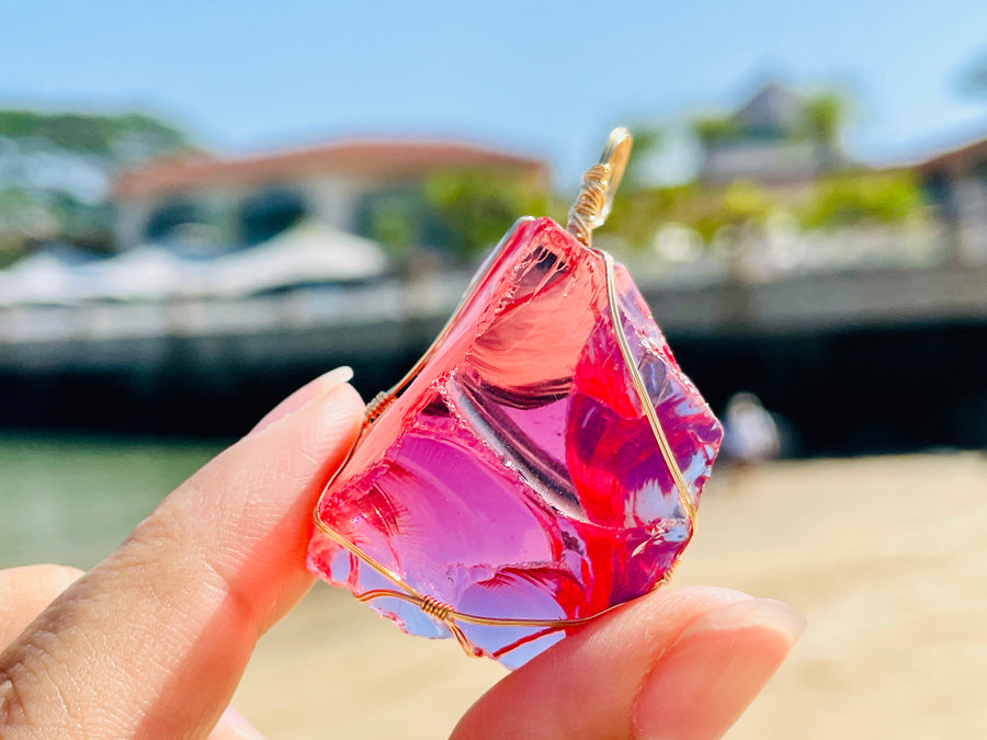(1116 new pending) Andaras - Raspberry Royalty Love Pendant Wrapped in 14KGF Necklace <BR> 愛神之光吊墜 - newearthstore