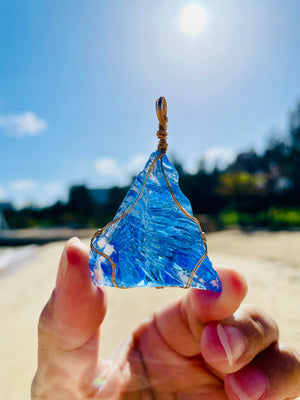 （new pending 0404）Andaras - Divine Sapphire Ray Pendant with Necklace <BR> 金色14 KGF 包裹中型藍寶石吊墜 (RARE) - newearthstore