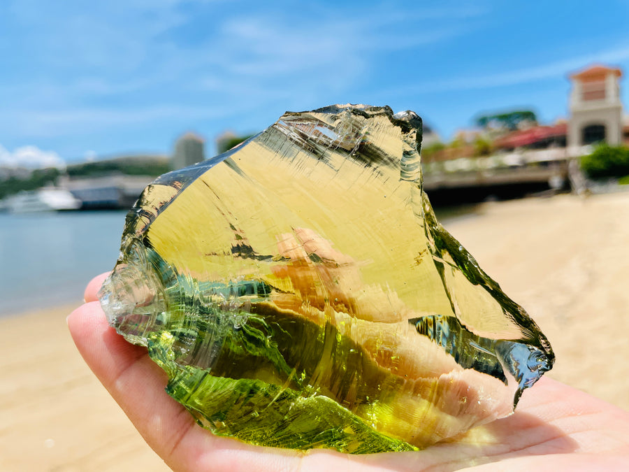 ( new pending ) Andaras - Olivine Diamond Heart Connection Refined Abundance Activation <BR> 橄欖金心的豐盛 176 grams - newearthstore